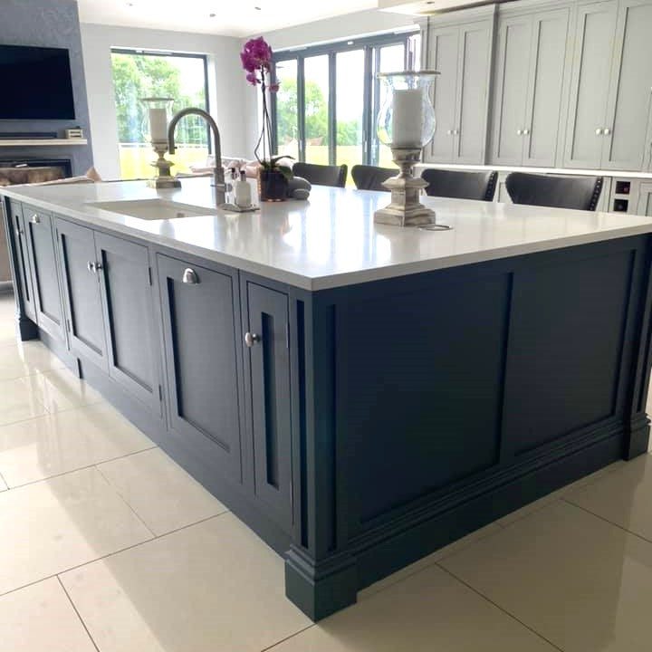 Smudge sävy sopii hyvin remnttimaalaaukseen ja keittiosaarekkeen maalaukseen.