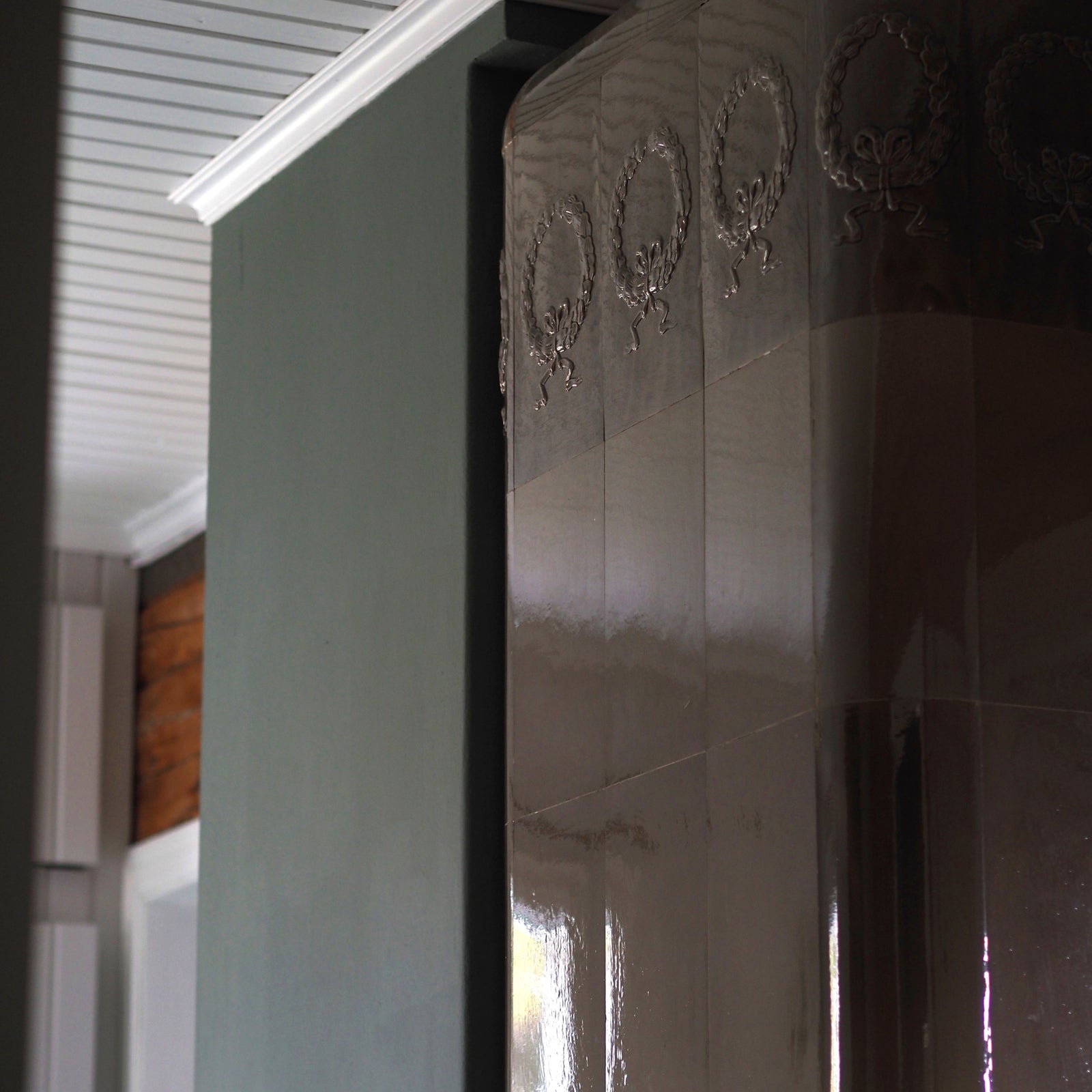 Vihreaseinamaali_Frenchic_Steaming_Green_155