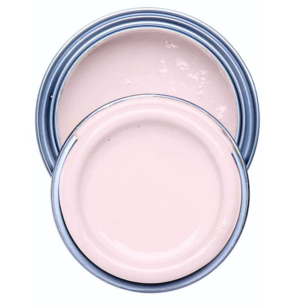 Vaaleanpunainen Frenchic maali. 