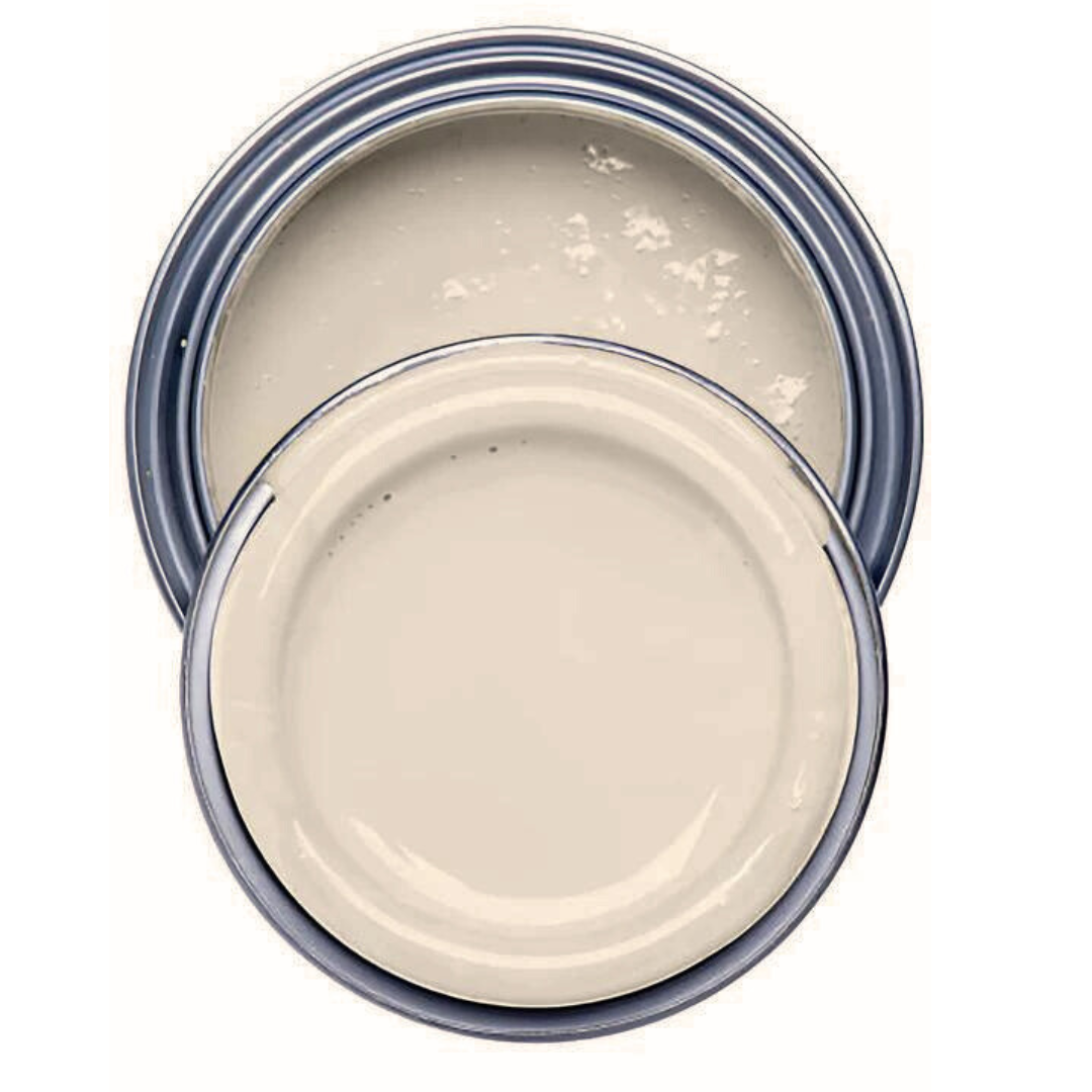 Pampas on beige maalisävy Frenchic sarjasta. 