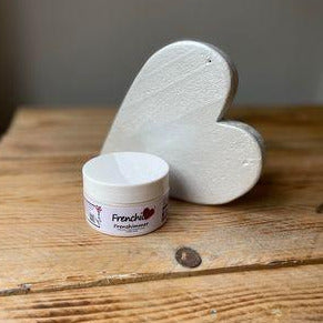 Pearly Queen - helmiäinen patinamaali.